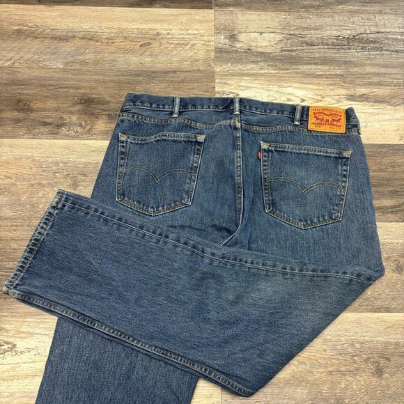 Levis 505 Red Tab Blue Mens 42x31 Regular Fit Straight Leg Mid Wash Denim Jeans - Picture 1 of 14